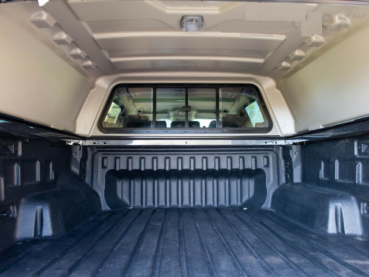 Preview: Hardtop ohne Seitenscheiben, in Wagenfarbe lackiert, kabinenhoch, für VW Amarok Doppelkabiner, Modell 2023